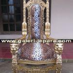 Antique Reproduction King Chair - Gold Leaf Lion Chair with Animal Fabric SG 001