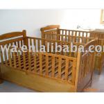 pine wood baby crib in well quality NA8267