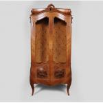 Reproduction Handmade Classic Antique Wooden Vitrine