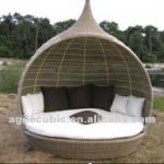 Outdoor Rattan Patio Luxury Daybed