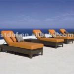 Classic model rattan sun lounger outdoor sunbed with wheel