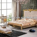 Classic Italian style Bedroom furniture solid wood bed