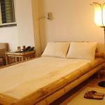 bamboo bed-