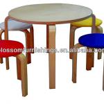 kids table and chairs