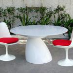 restaurant dining fiberglass chairs and tables