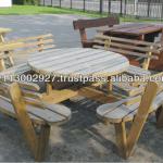 Round picnic table-