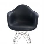 Eames Dar Bucket Chair Style
