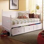 Daybed with trundle