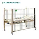 Single crank steel pediatric bed silent castor with brake-Single crank steel pediatric bed BC7002A