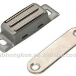 Cabinet magnetic catch latch