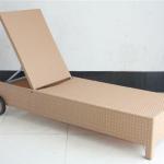 PE ratten chaise longue