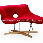 Eames La Chaise