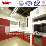 L10 Bright red lacquer kitchen