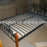 Quality safety beautiful metal bed frame with pine wood posts ML-07