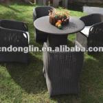 2013 popular synthetic rattan dining table and chairs