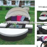 All-weather alu-frame and PE-rattan sunbed with cover for outdoor