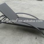 L09 rattan chaise lounger