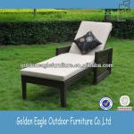 Comfortable modern garden Rattan sun lounger