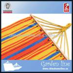 HAM00002 brazillian canvas beach hammock with wood bar