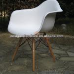 Eames daw chair - Plastic