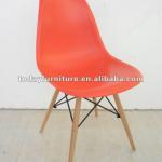 Eames eiffel plastic side chair with wooden dining chairs DC862