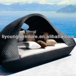 Arch Shape Patio Wicker Sun Bed LG-200591