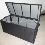 Resin wicker storage chest with Pumped Surport Bars