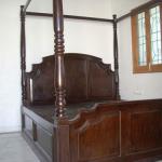 Four poster Bed GH-14