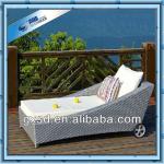 outdoor garden or beach rattan furniture woven by ratan SDH1047