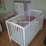 white wooden children bed RB-1310